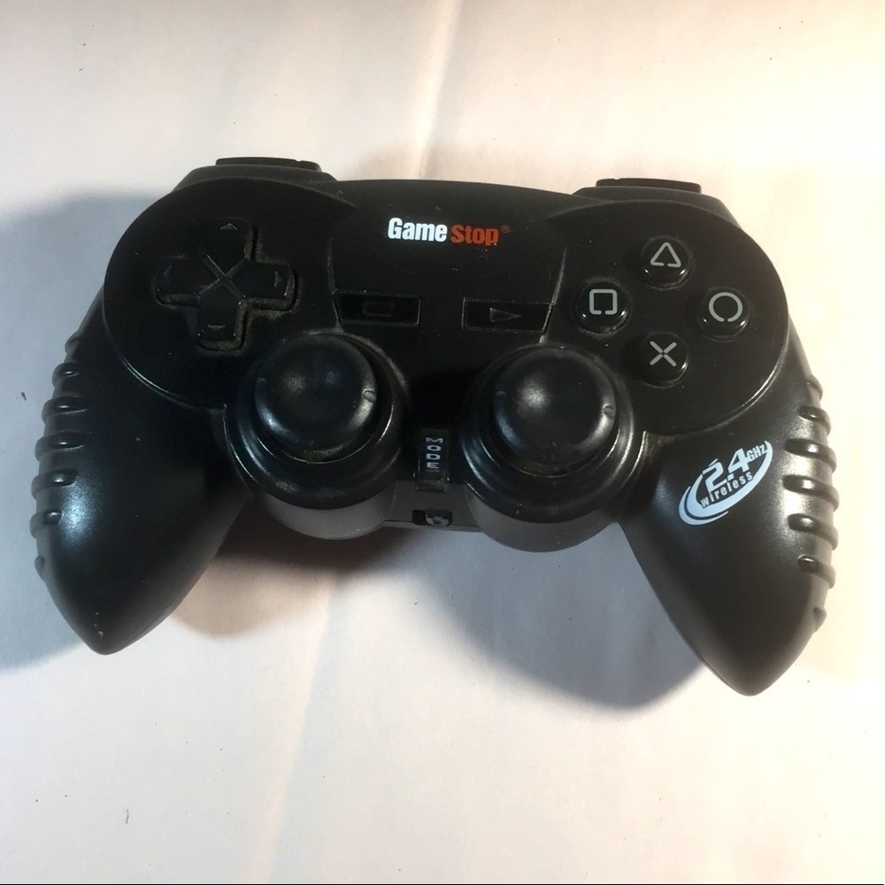 PS2 Game Stop Mad Catz Wireless Game Controller